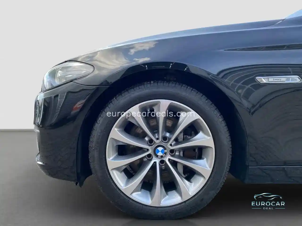 BMW 528