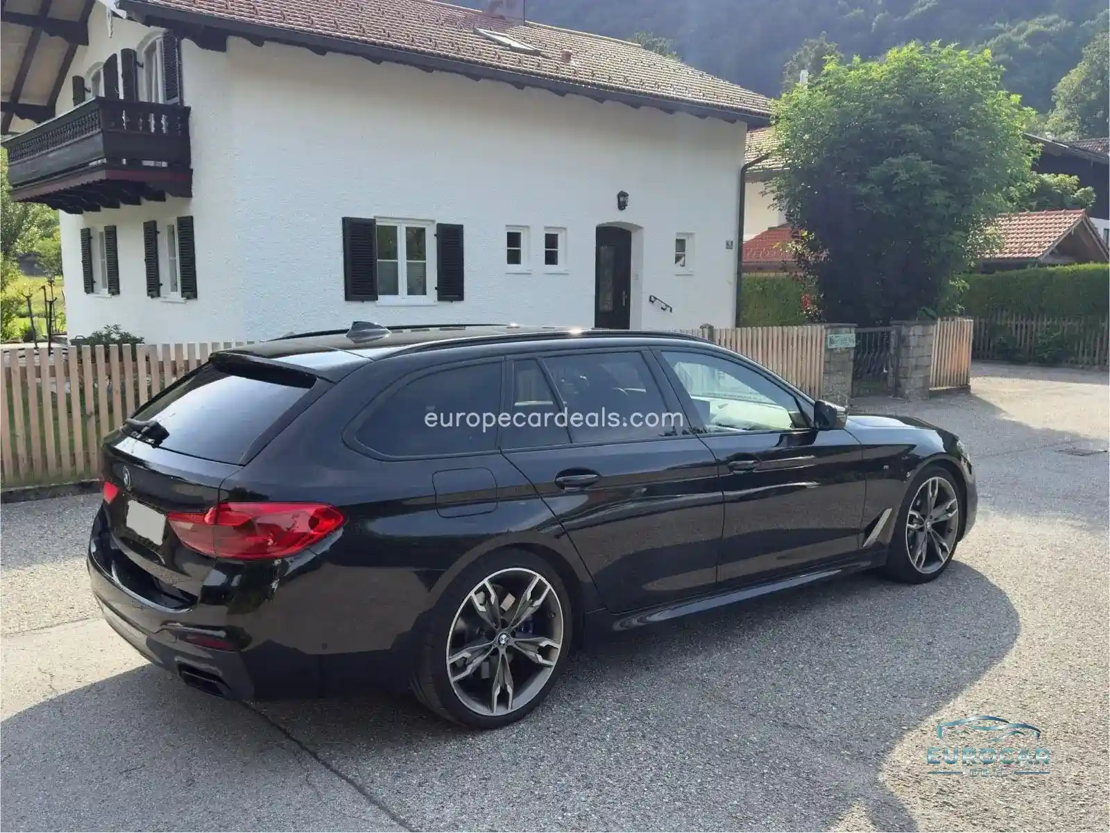 BMW M550
