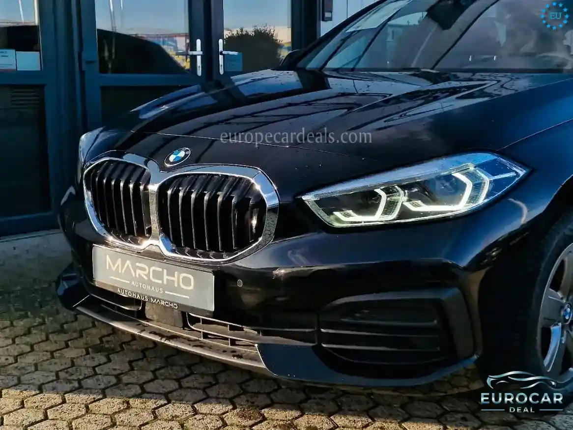 BMW 118