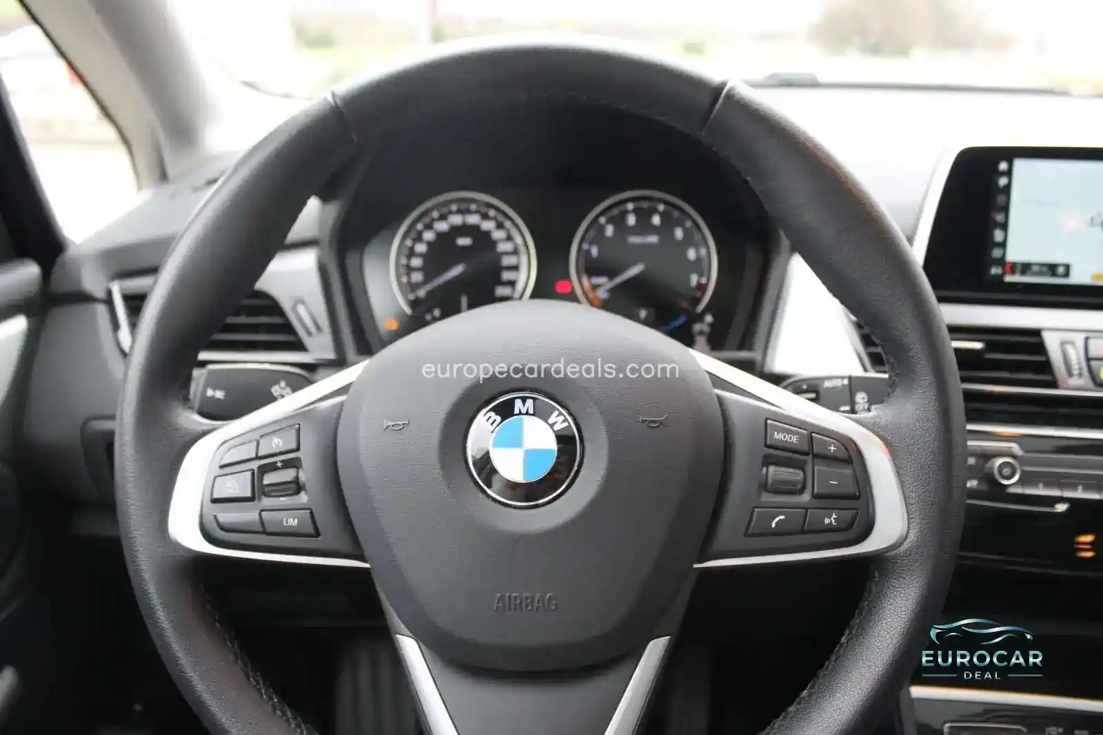 BMW 225
