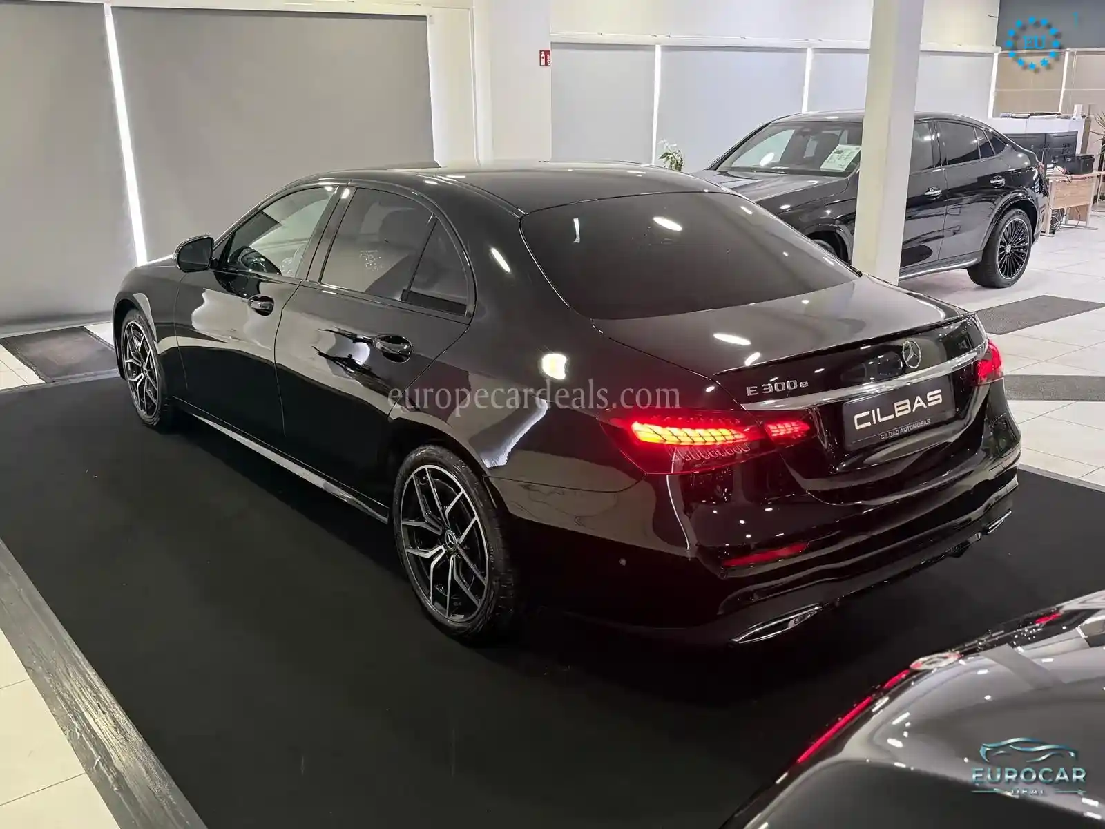 Mercedes-Benz E 300