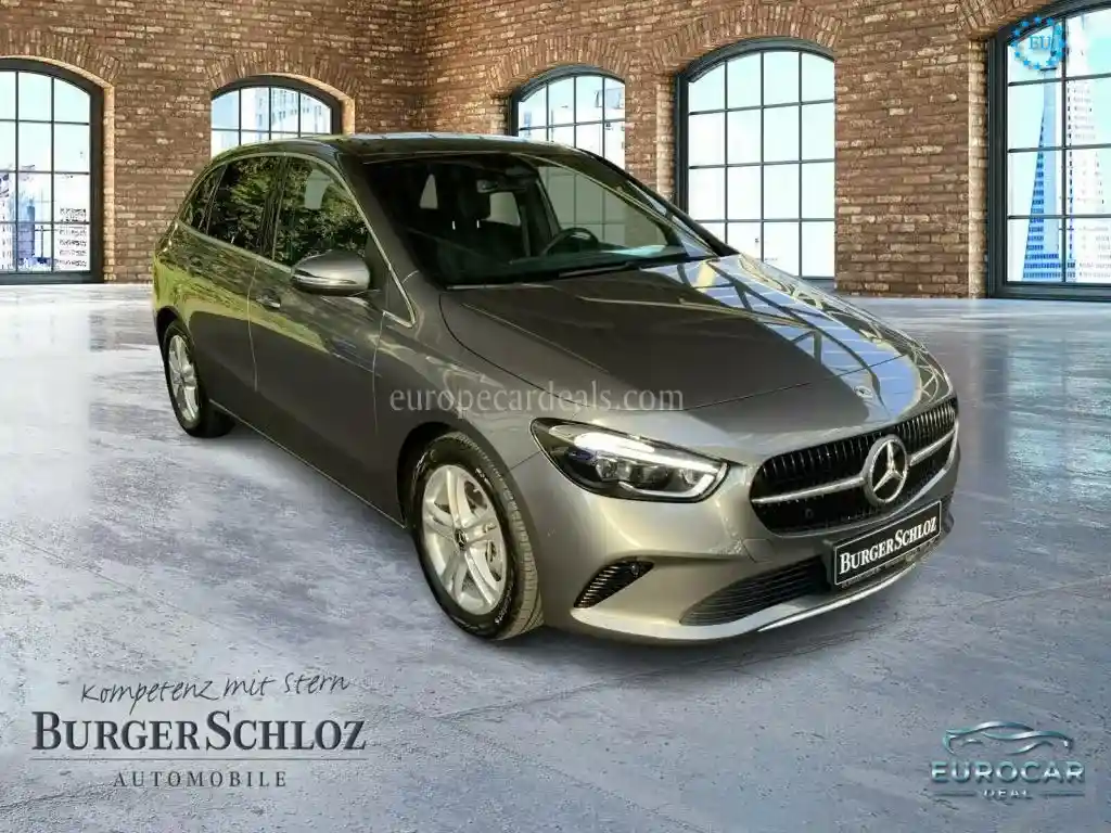 Mercedes-Benz B 180