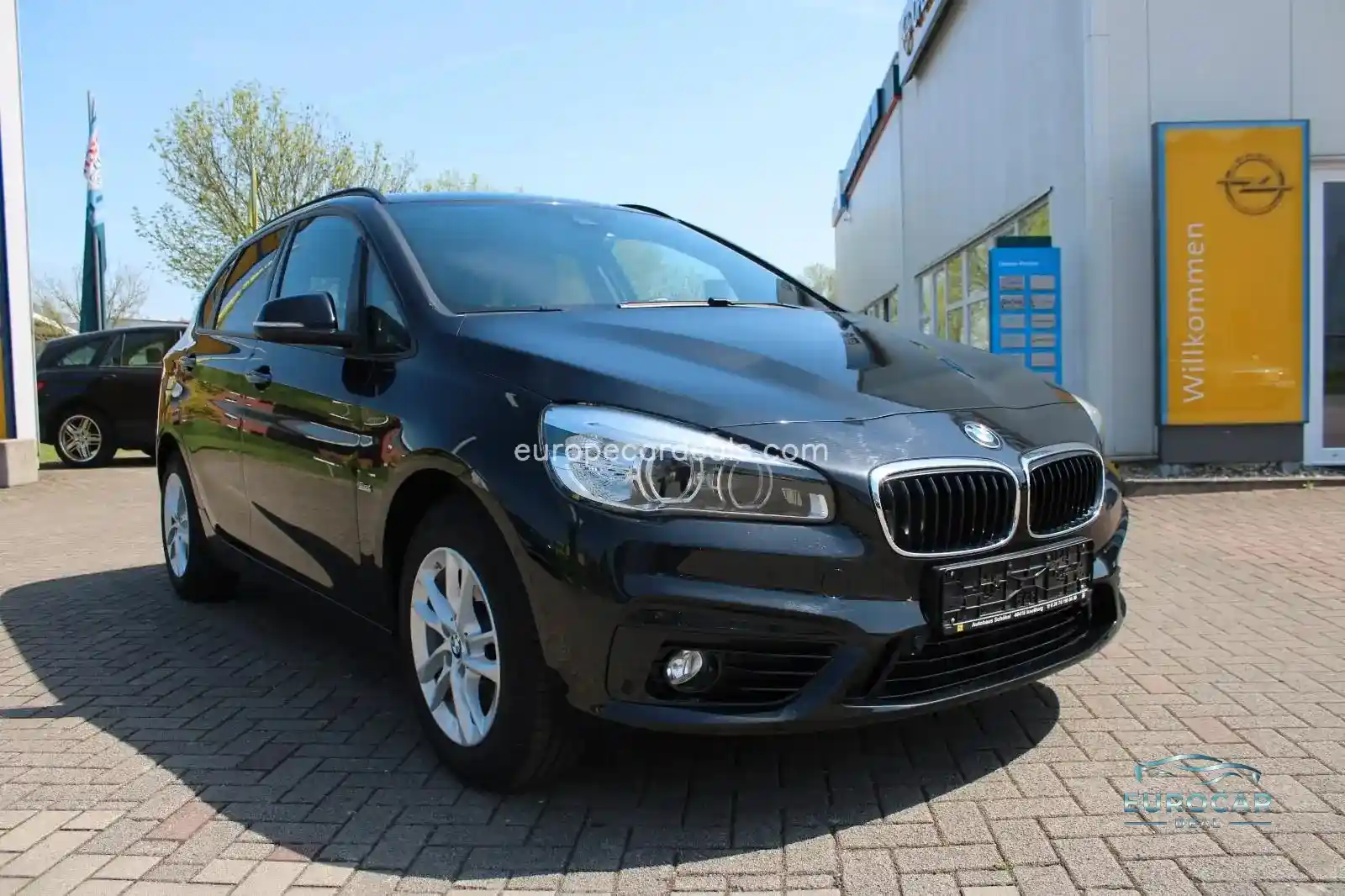 BMW 218