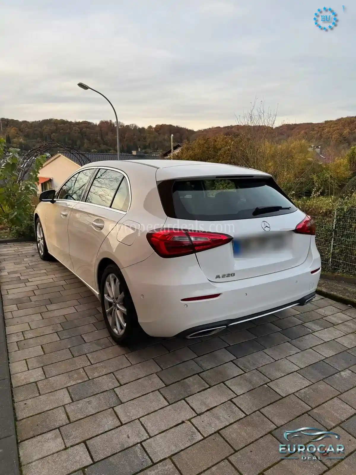 Mercedes-Benz A 220