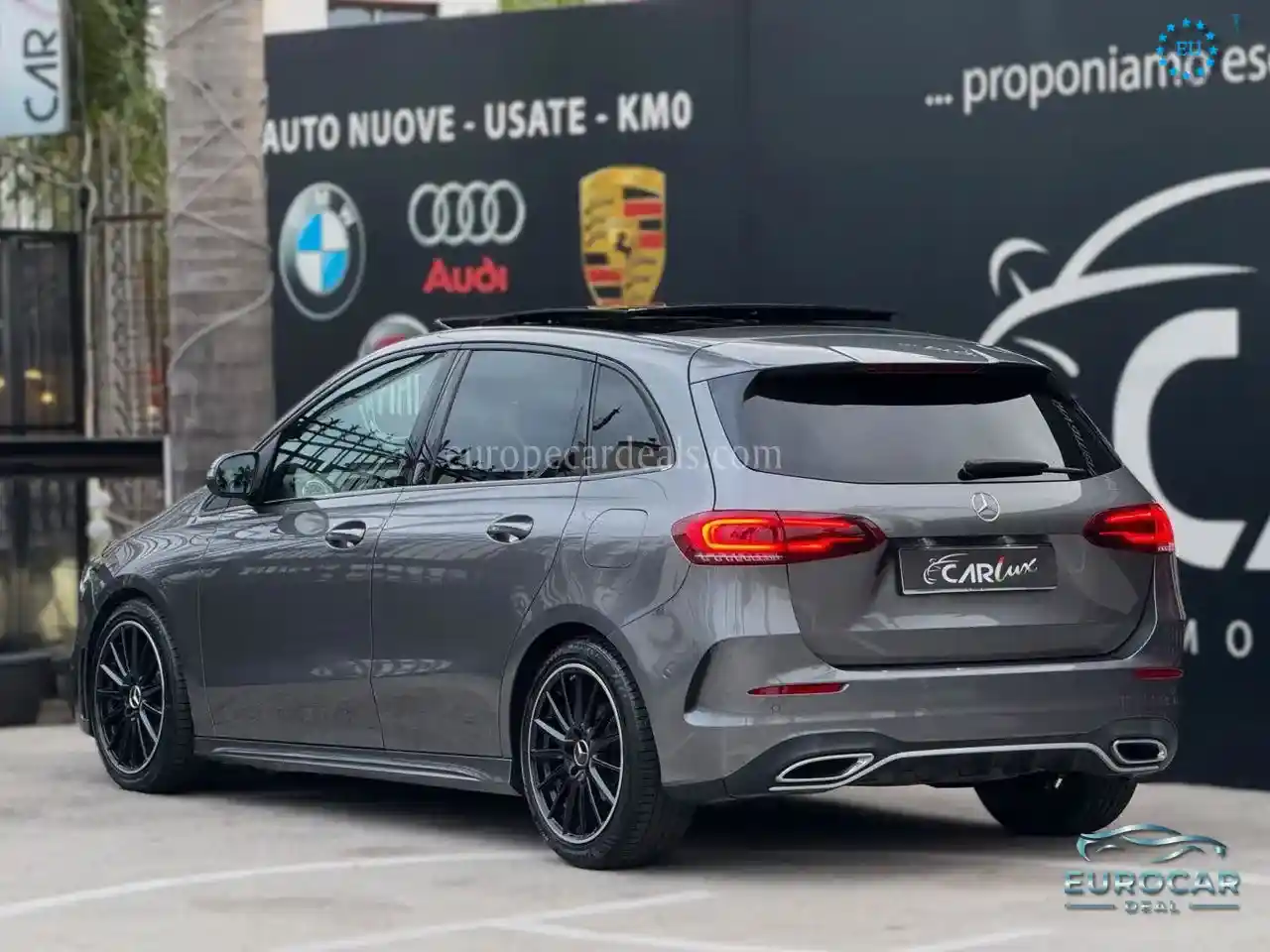 Mercedes-Benz B 180