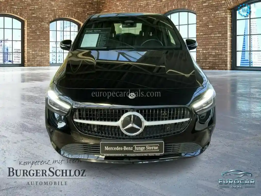 Mercedes-Benz B 180
