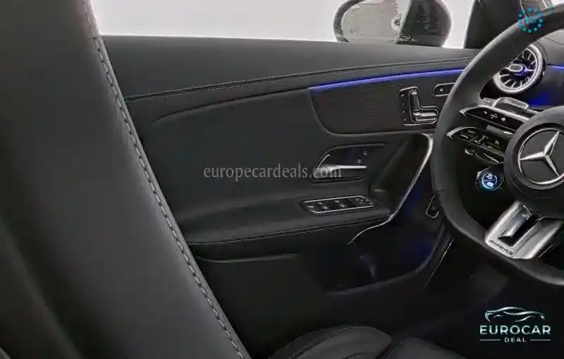 Mercedes-Benz CLA 45 AMG Shooting Brake
