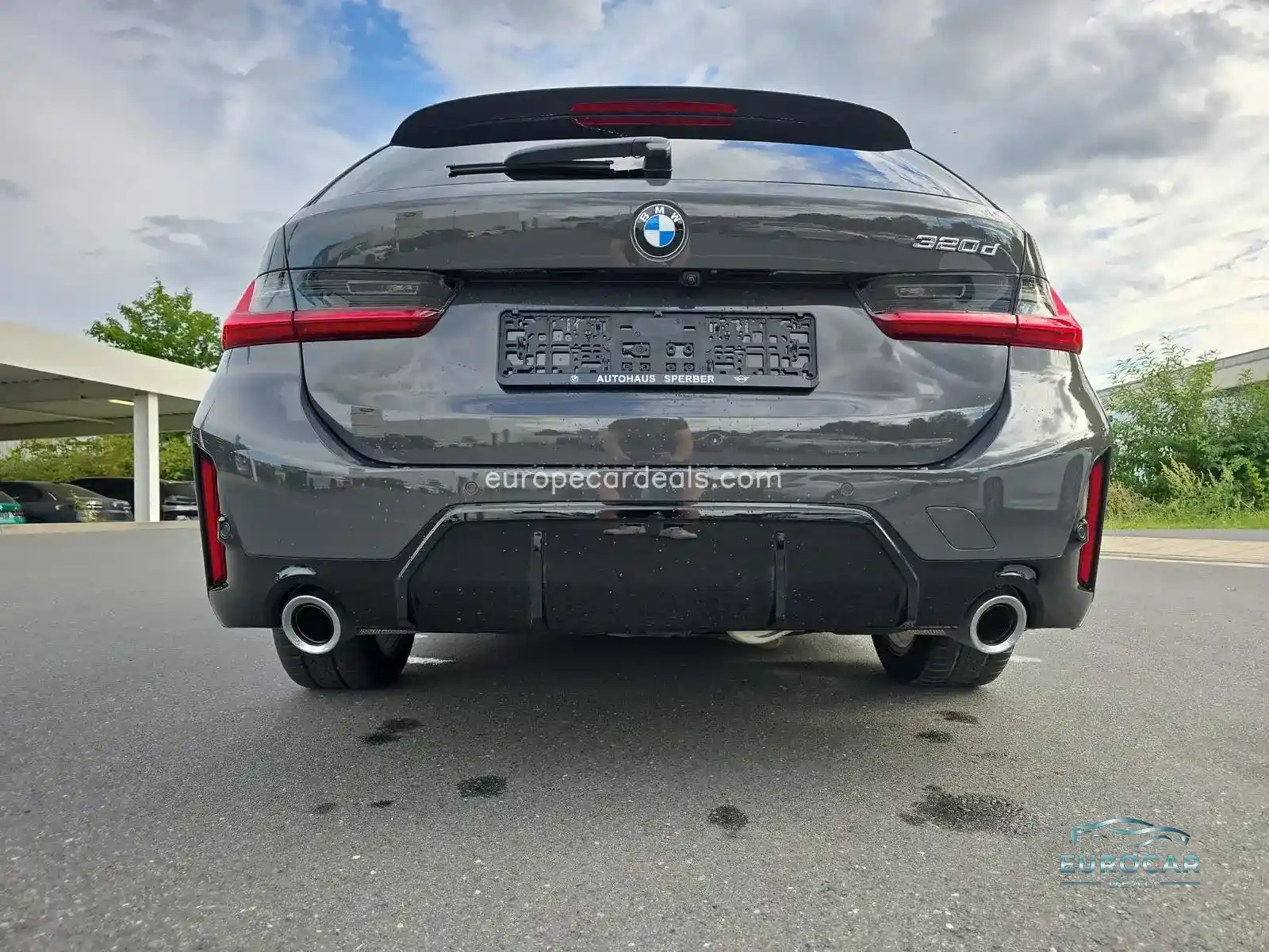 BMW 320