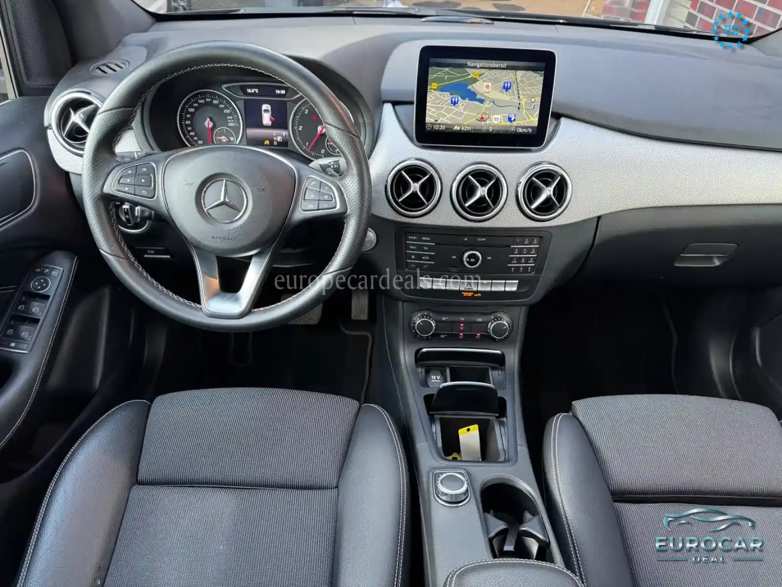 Mercedes-Benz B 220