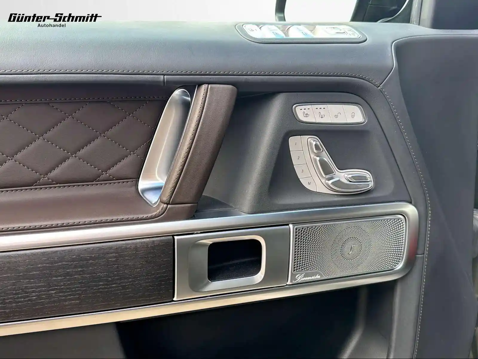 Mercedes-Benz G 500