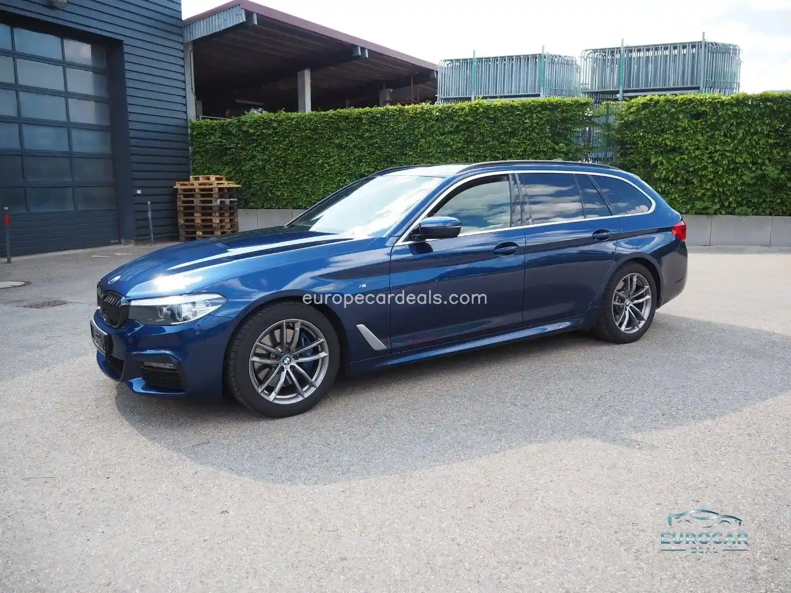 BMW 525