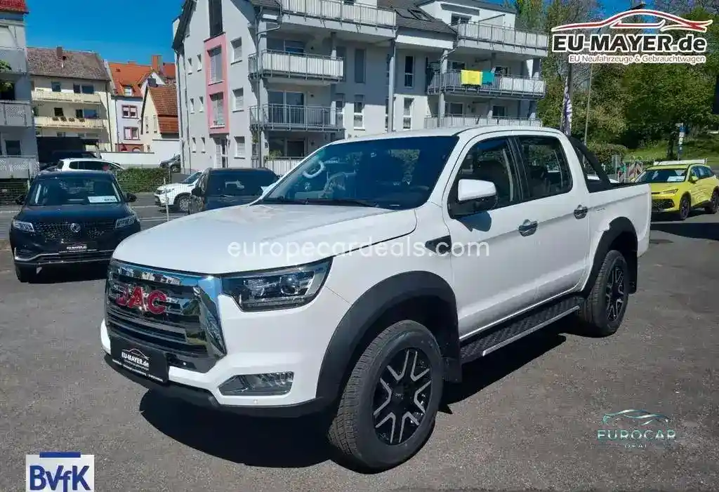 JAC 8 Pro