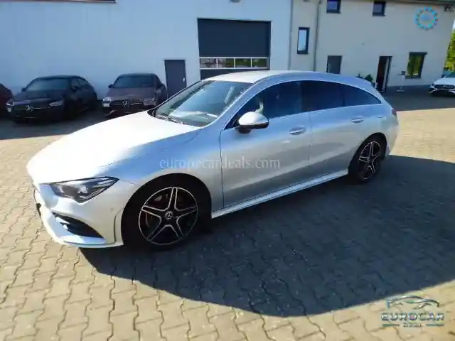 Mercedes-Benz CLA 220 Shooting Brake