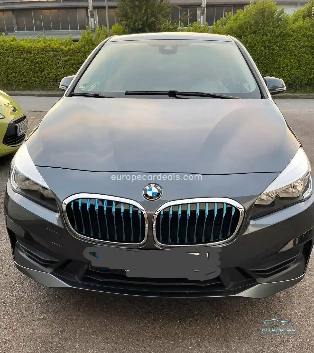 BMW 225