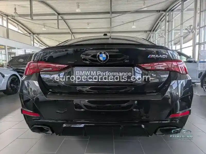 BMW M440