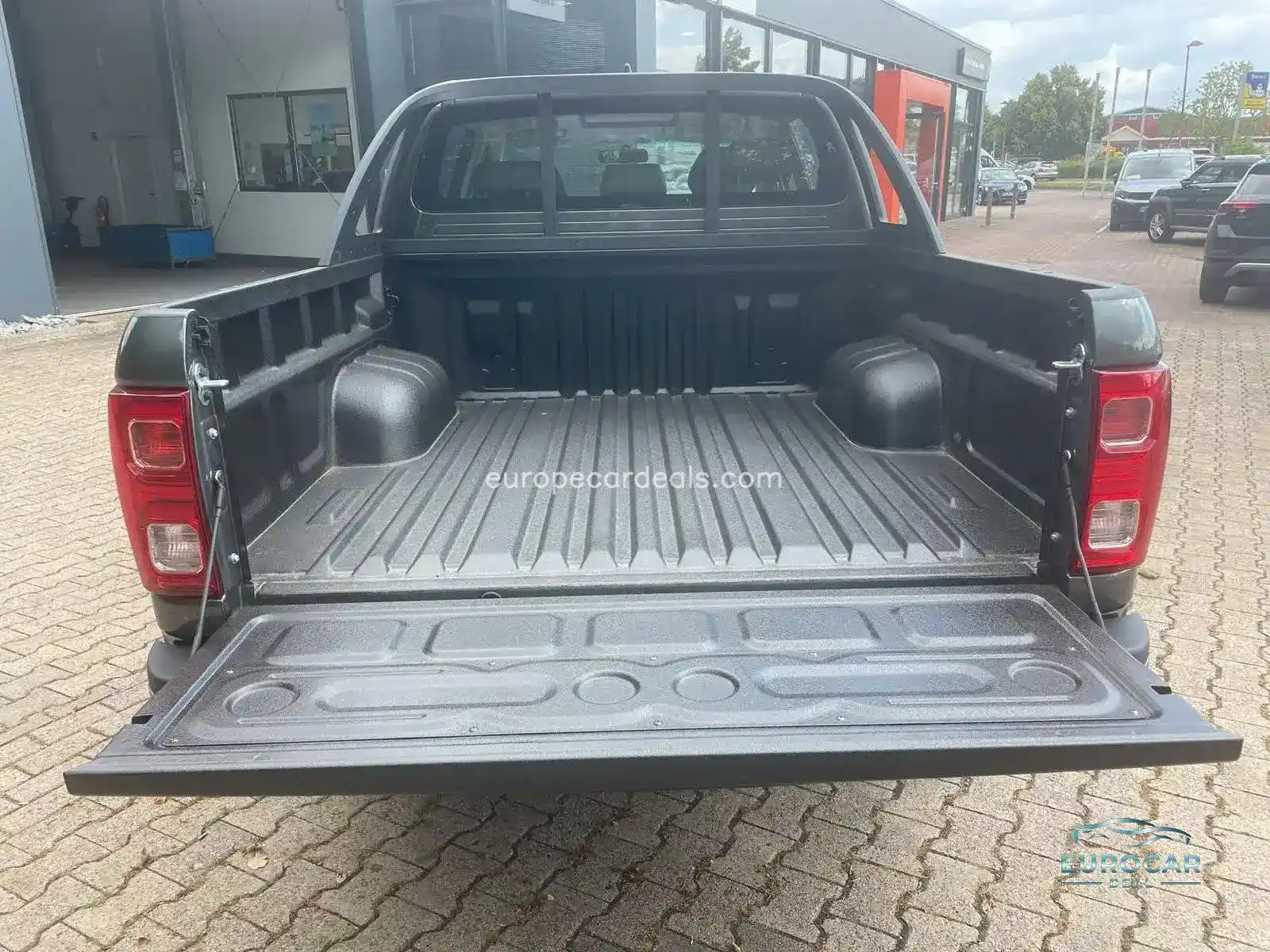 JAC 8 Pro