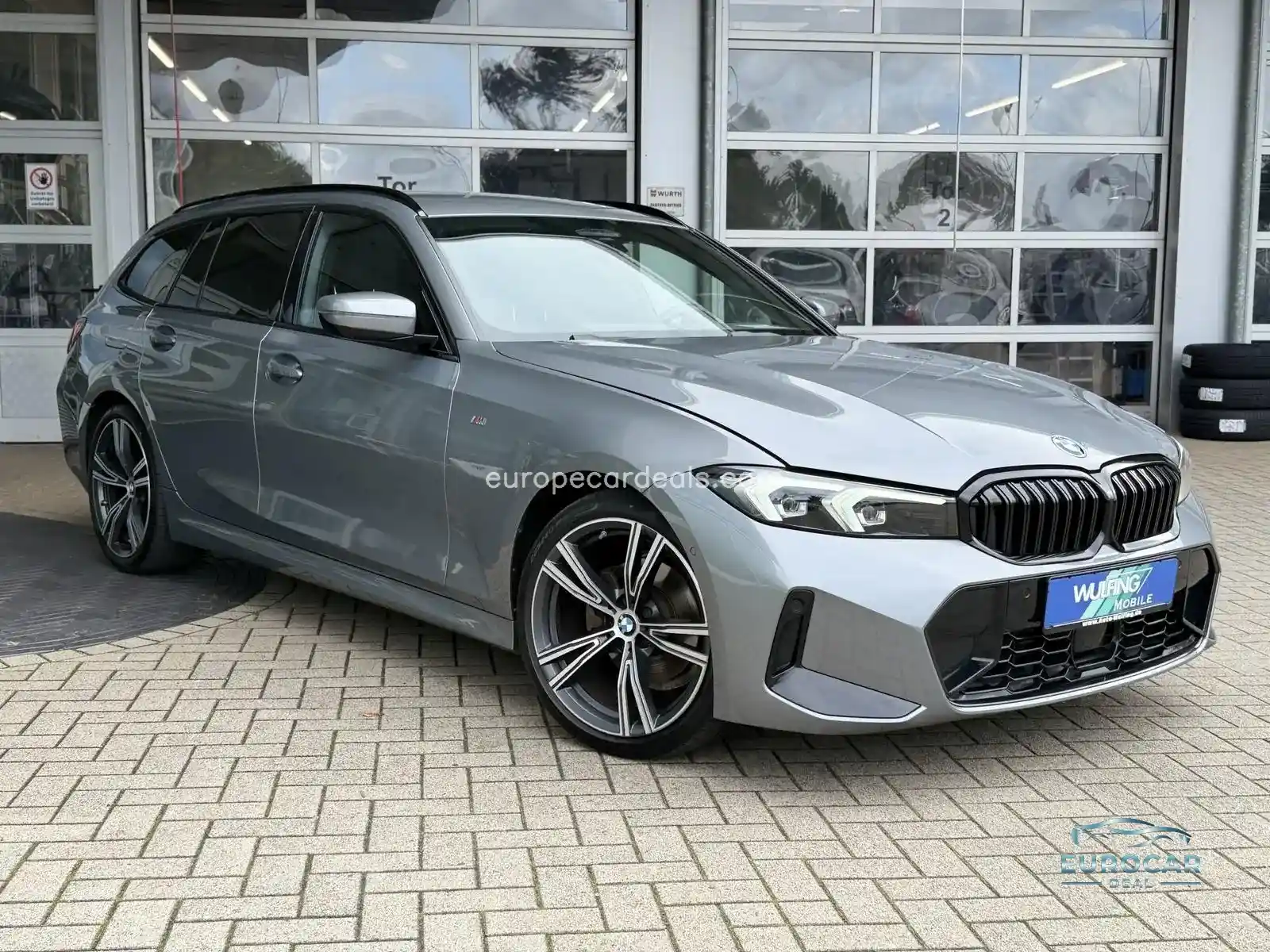 BMW 320