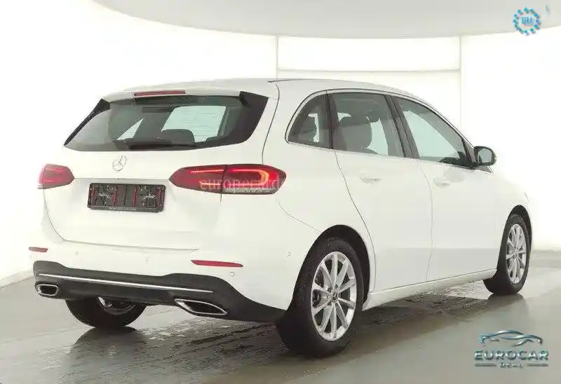 Mercedes-Benz B 200