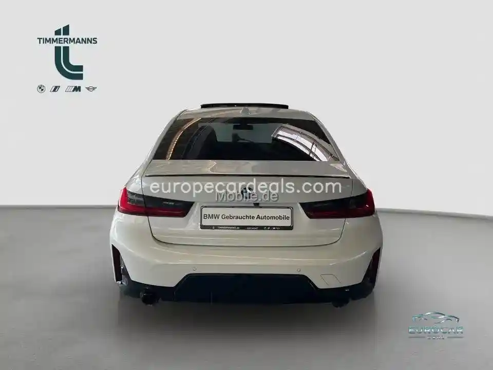 BMW 330