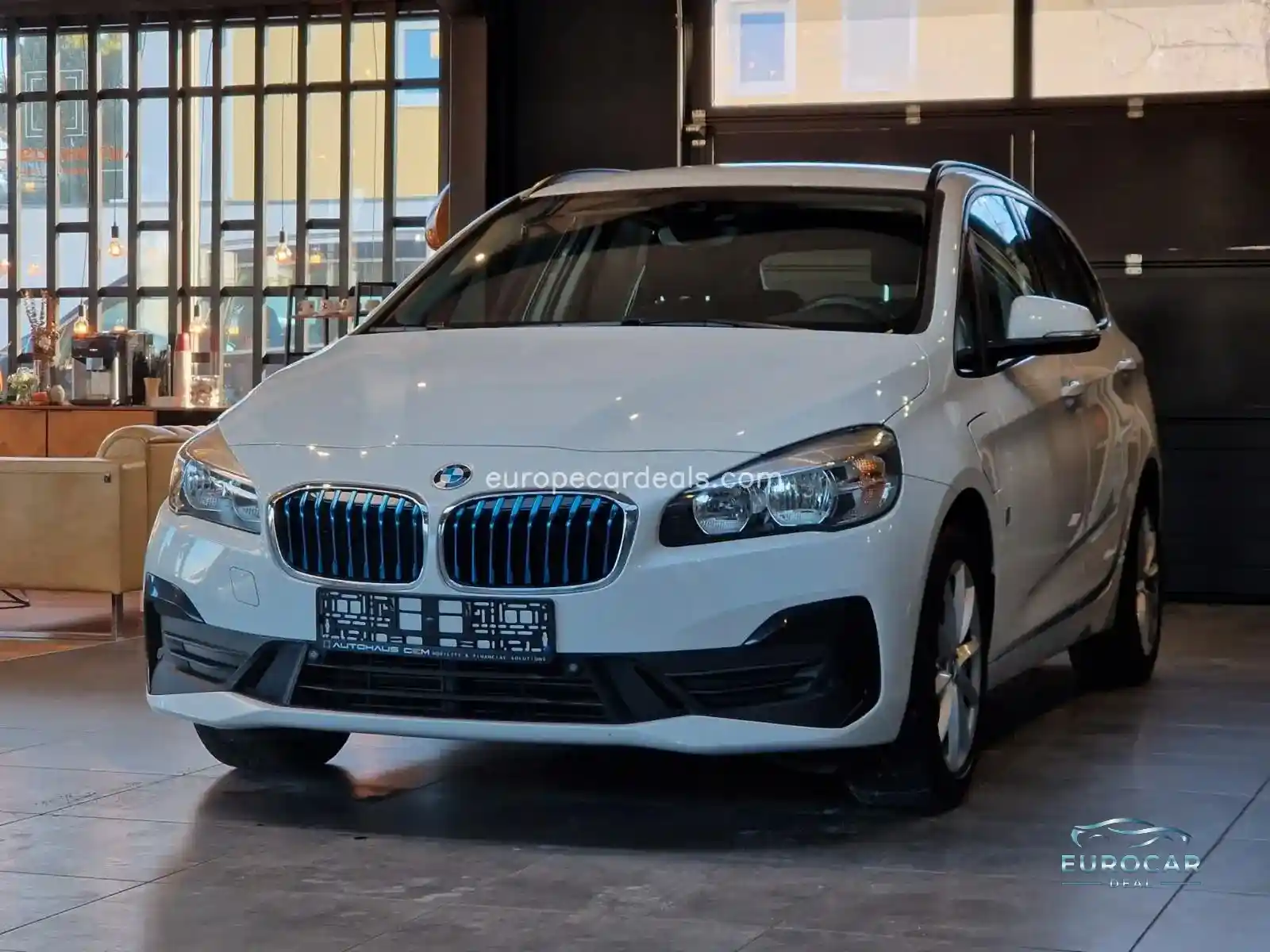 BMW 225