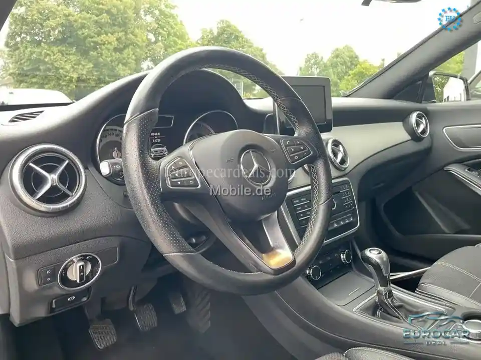Mercedes-Benz CLA 180 Shooting Brake