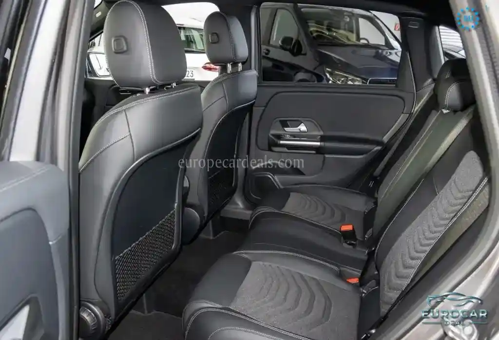 Mercedes-Benz B 220