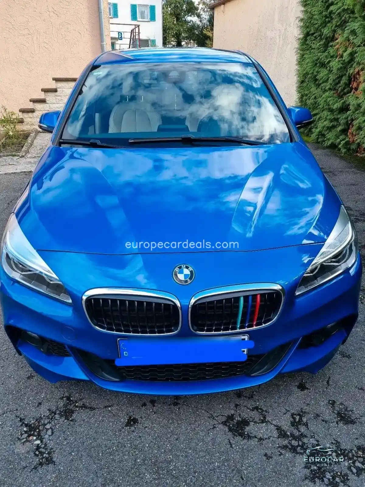 BMW 225