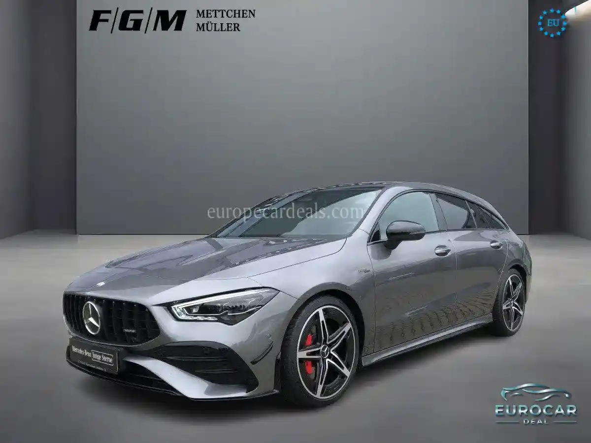 Mercedes-Benz CLA 35 AMG Shooting Brake