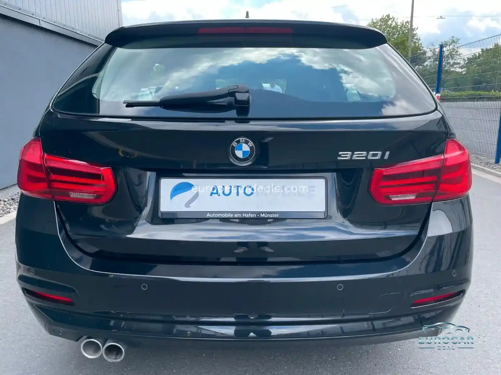 BMW 320
