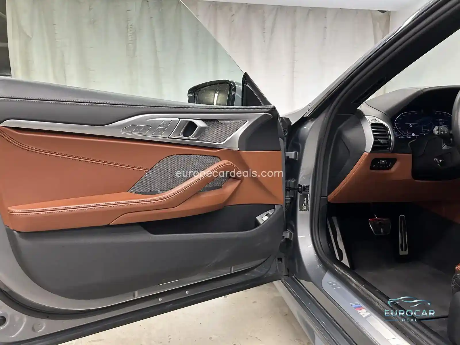 BMW 840