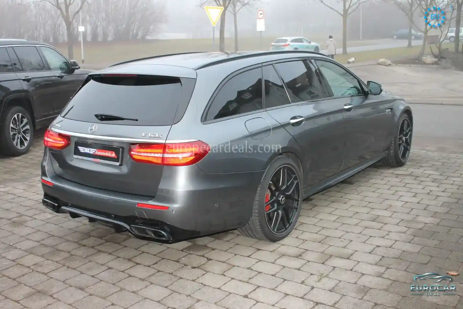 Mercedes-Benz E 63 AMG