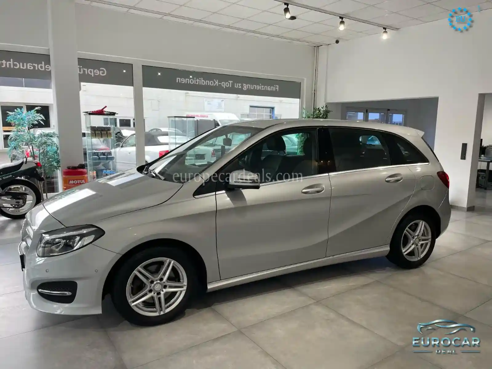 Mercedes-Benz B 220