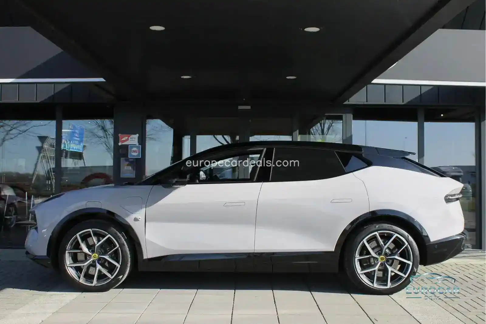 Lotus Eletre