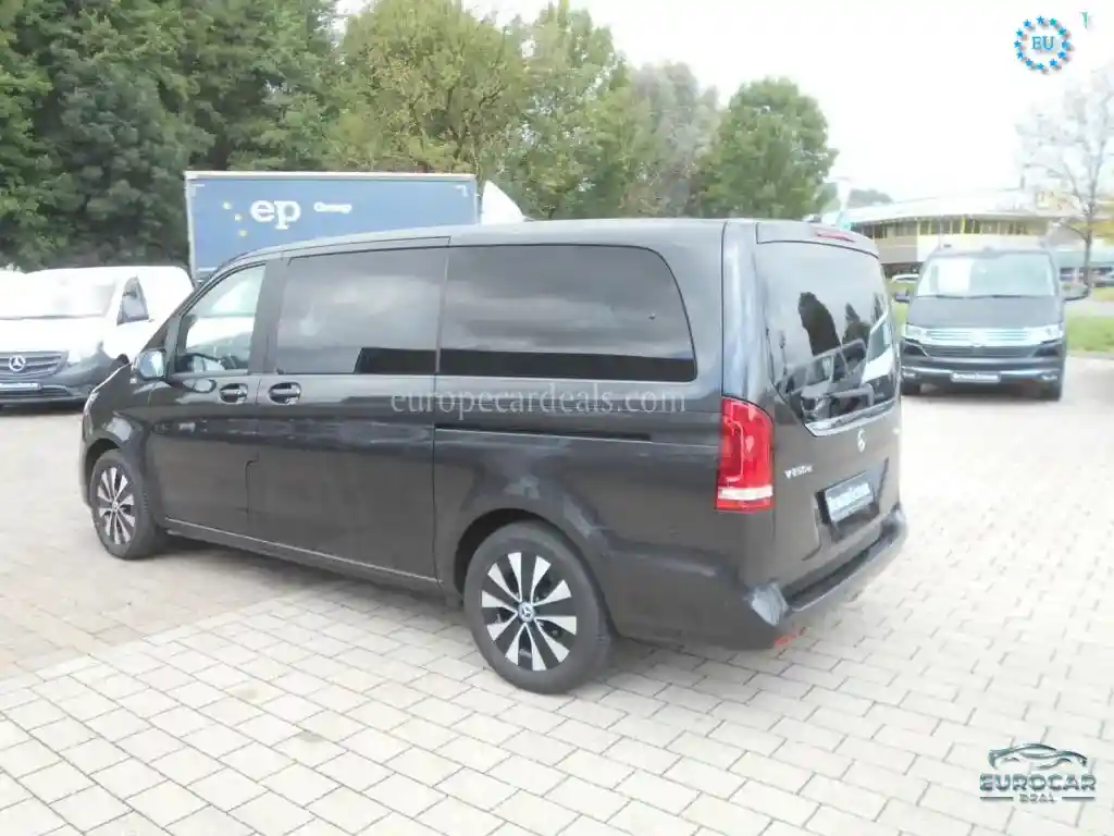 Mercedes-Benz V 250