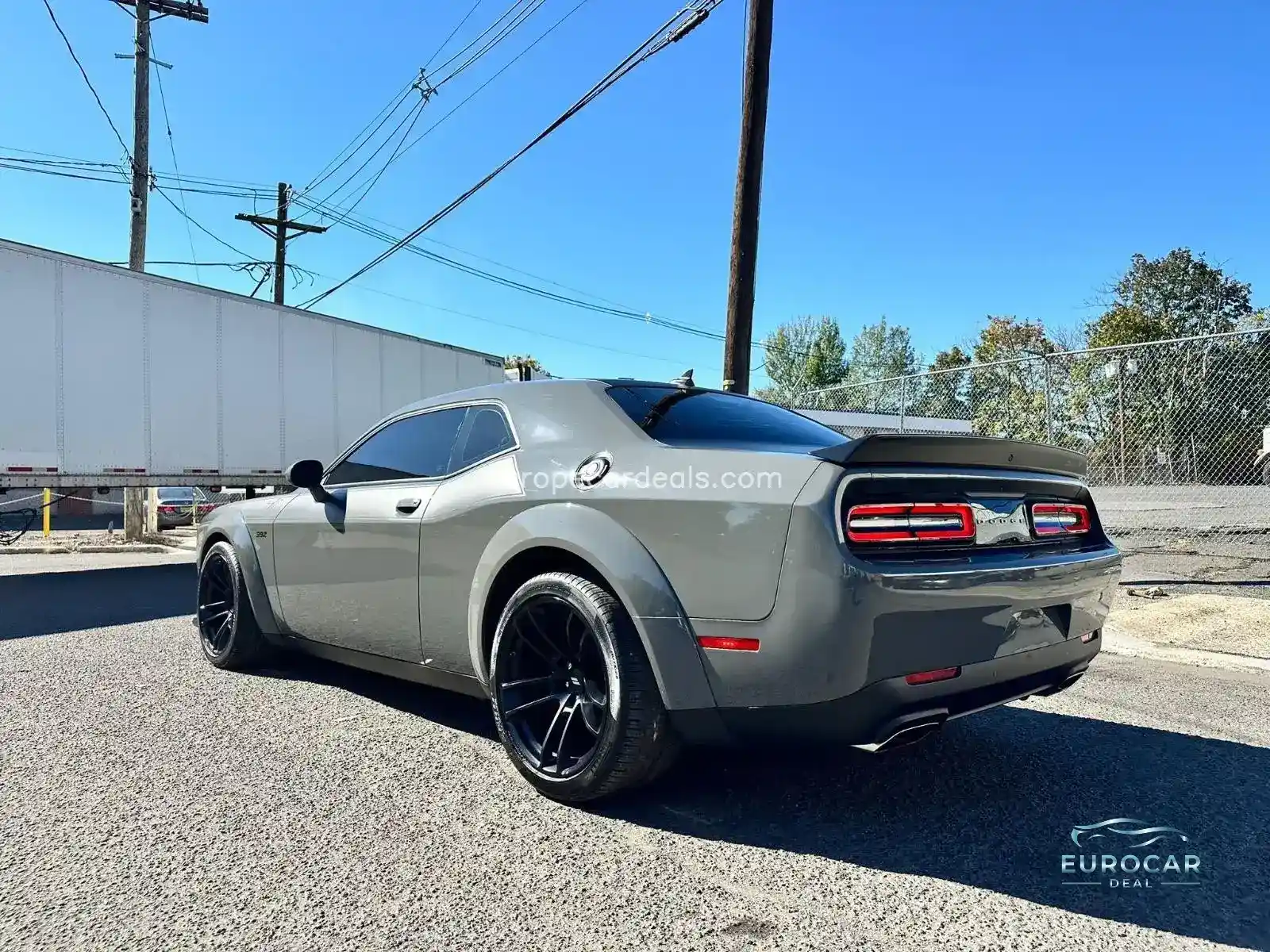 Dodge Challenger