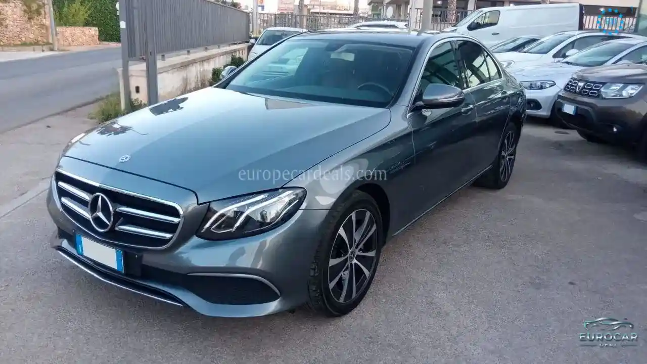 Mercedes-Benz E 300