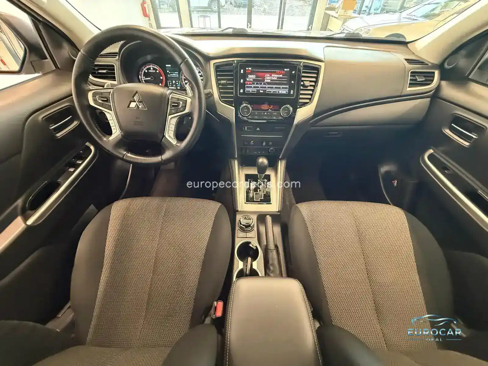Mitsubishi L200
