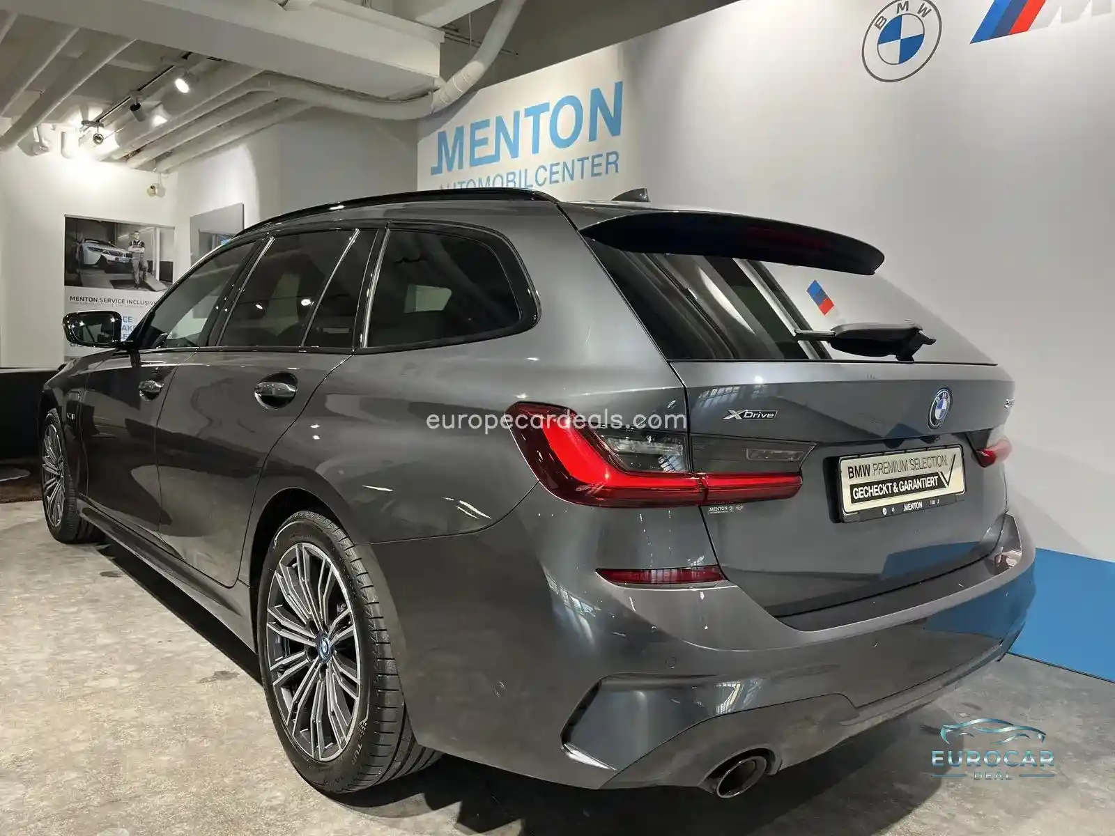 BMW 330