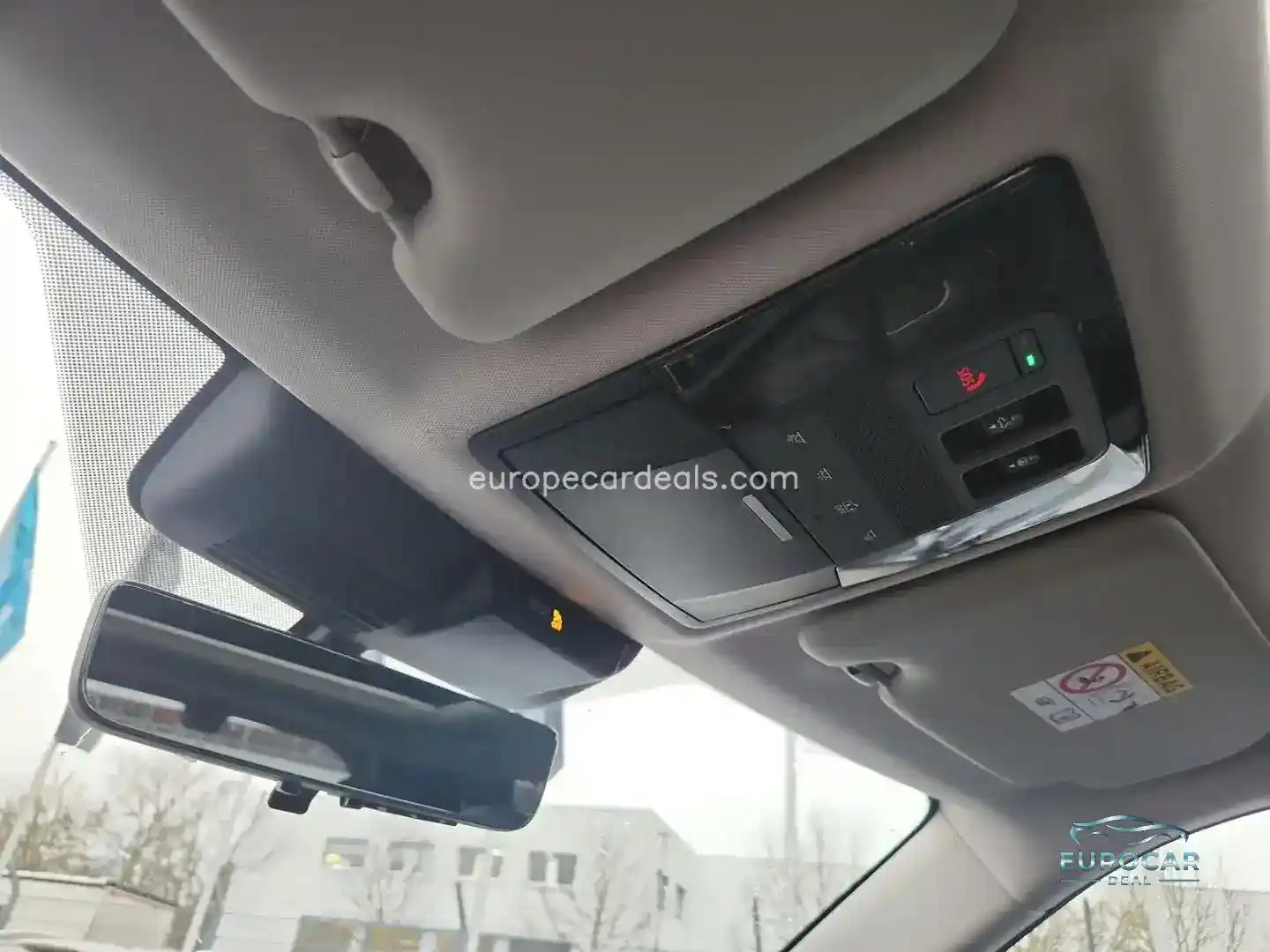 Mitsubishi Plug-in Hybrid Outlander