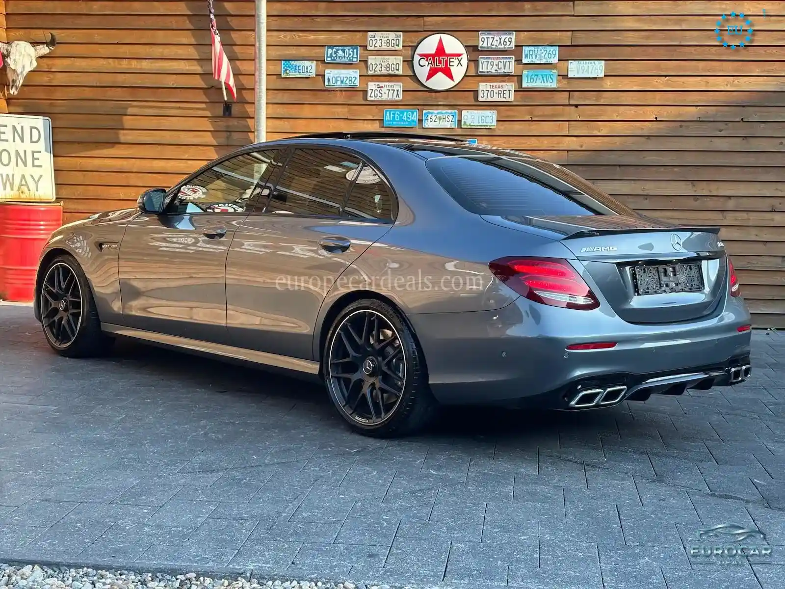 Mercedes-Benz E 63 AMG