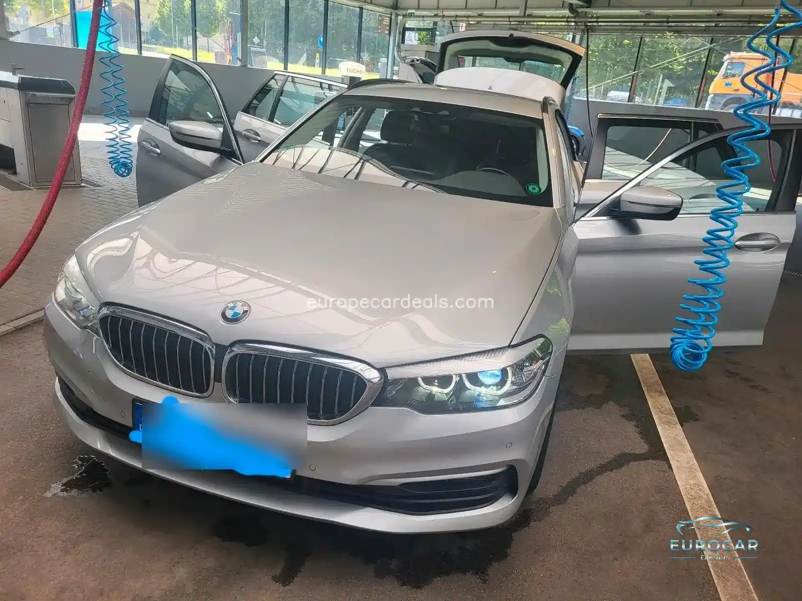 BMW 520