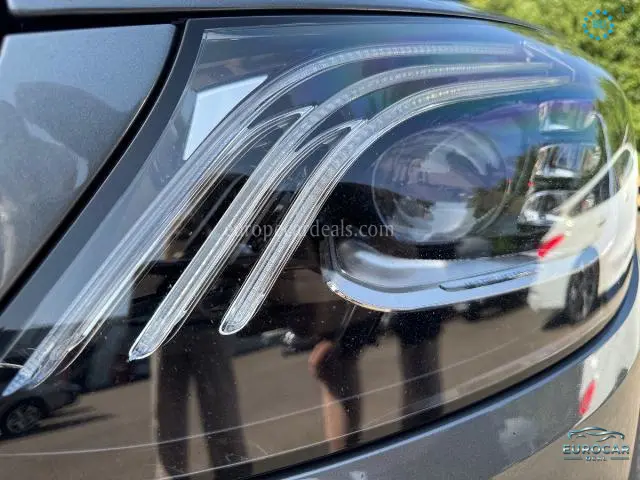 Mercedes-Benz S 400