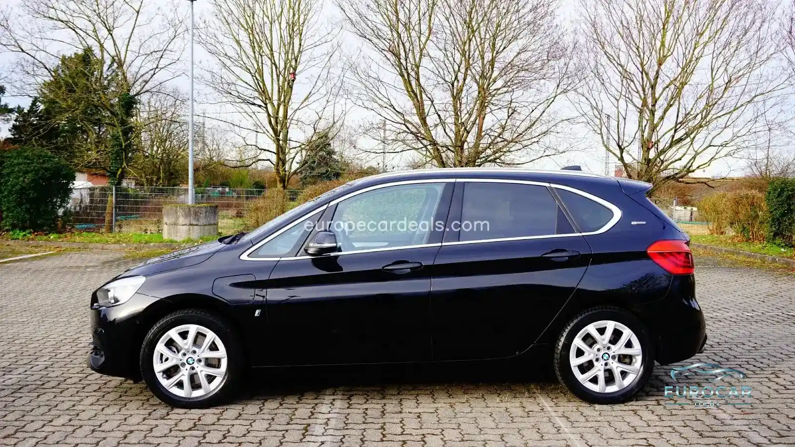 BMW 225