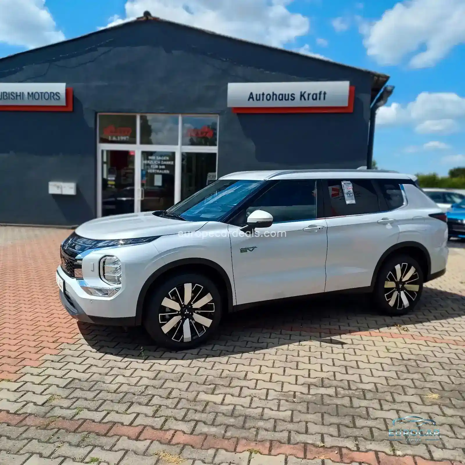 Mitsubishi Plug-in Hybrid Outlander