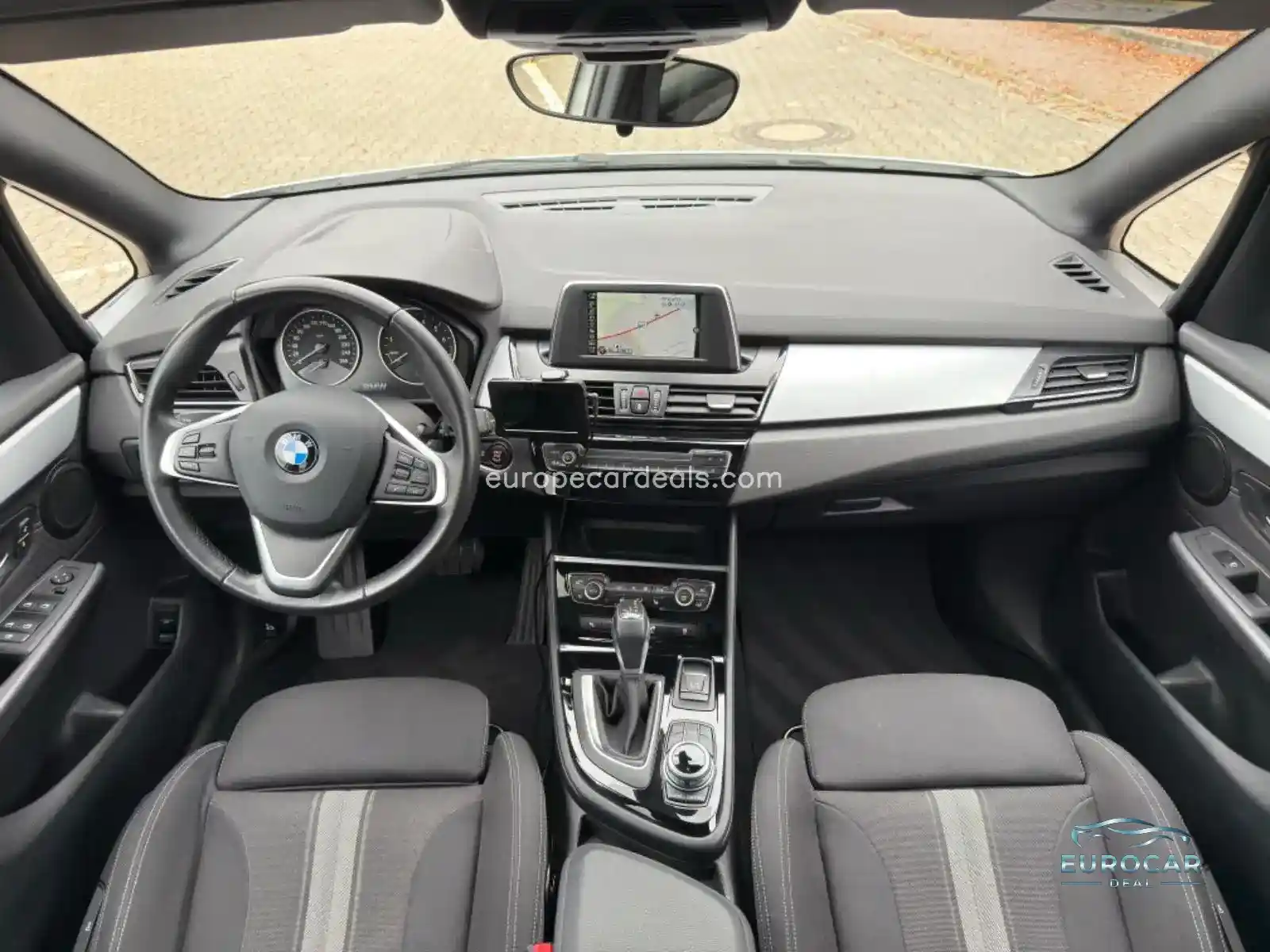 BMW 218