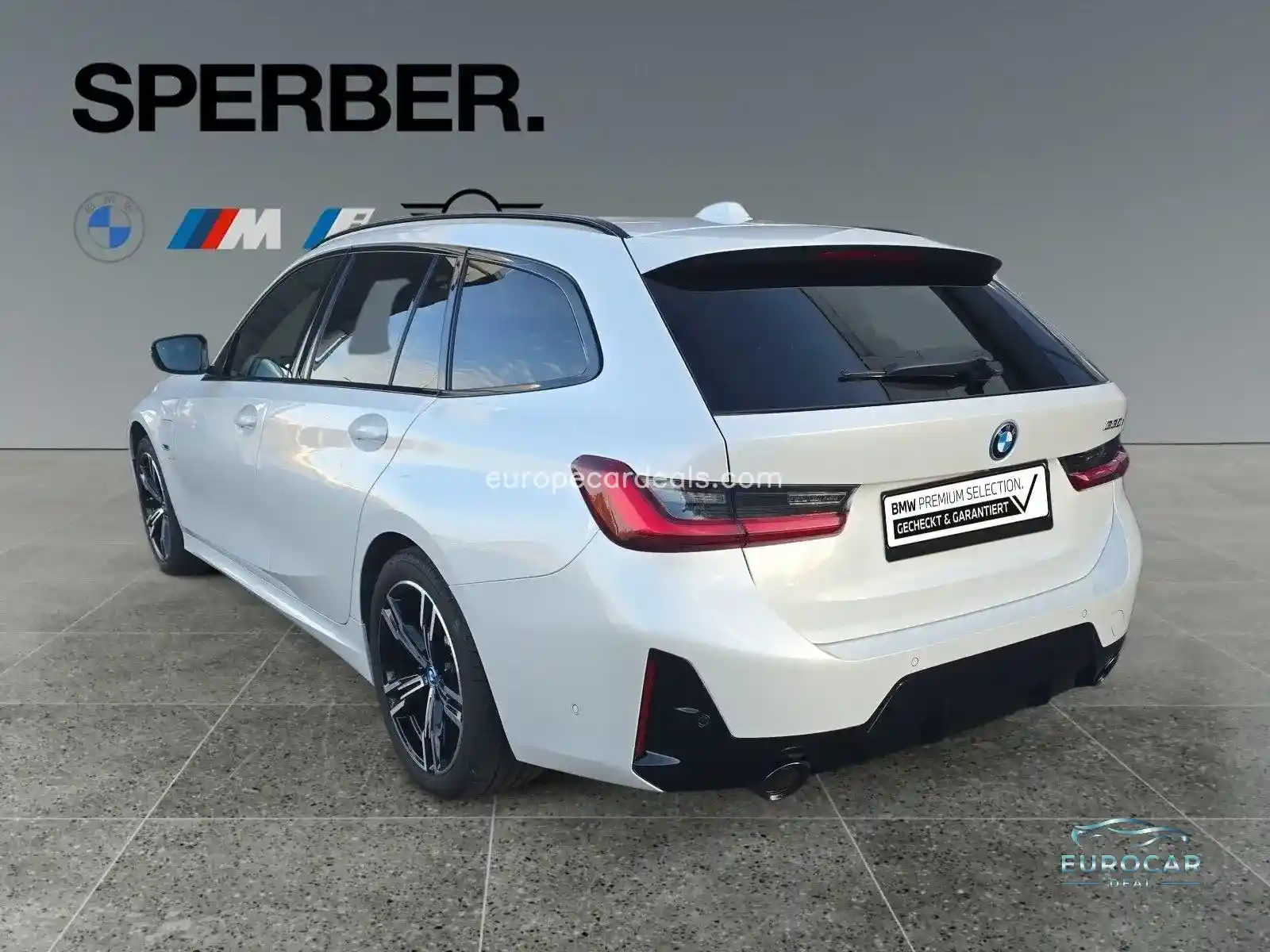 BMW 330