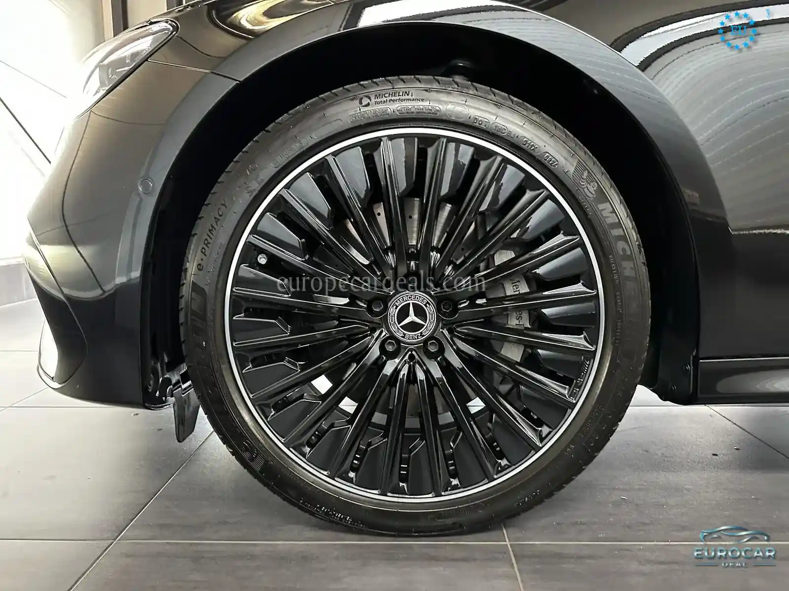 Mercedes-Benz E 300