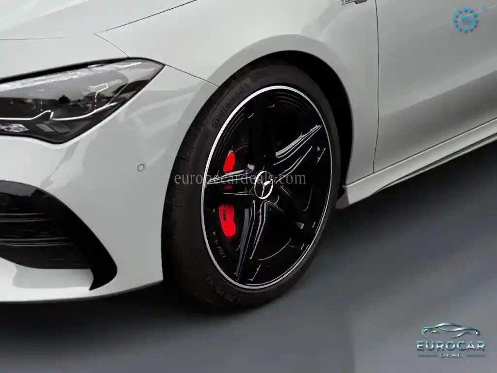 Mercedes-Benz CLA 35 AMG