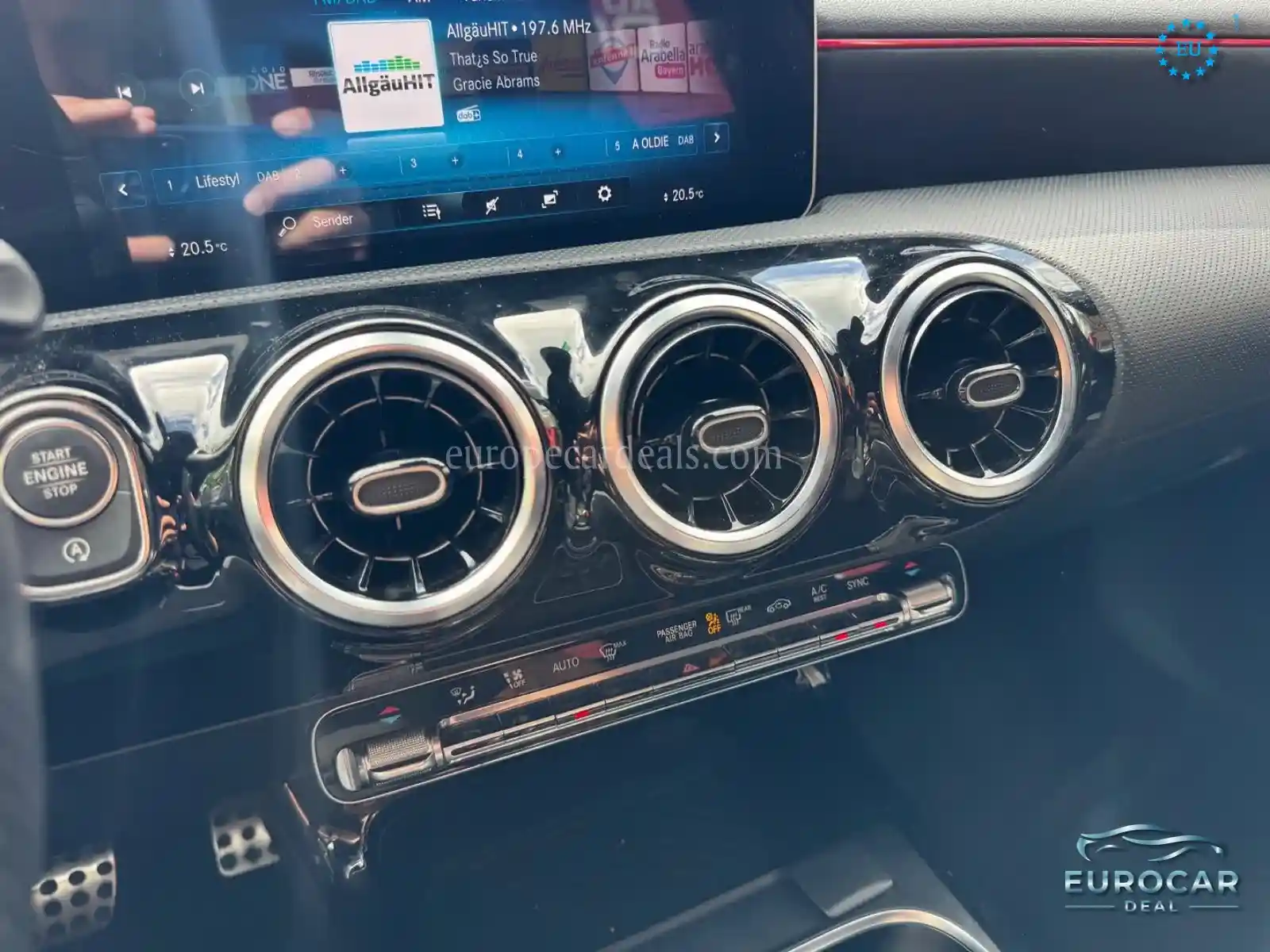 Mercedes-Benz A 220