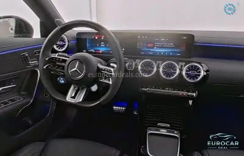 Mercedes-Benz CLA 45 AMG Shooting Brake